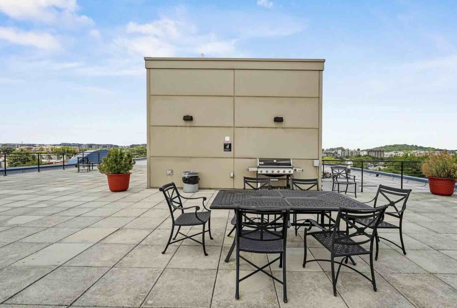 401 13th St NE, District Of Columbia 20002, 1 Bedroom Bedrooms, ,1 BathroomBathrooms,Apartment,Active Listings,13th St,1043